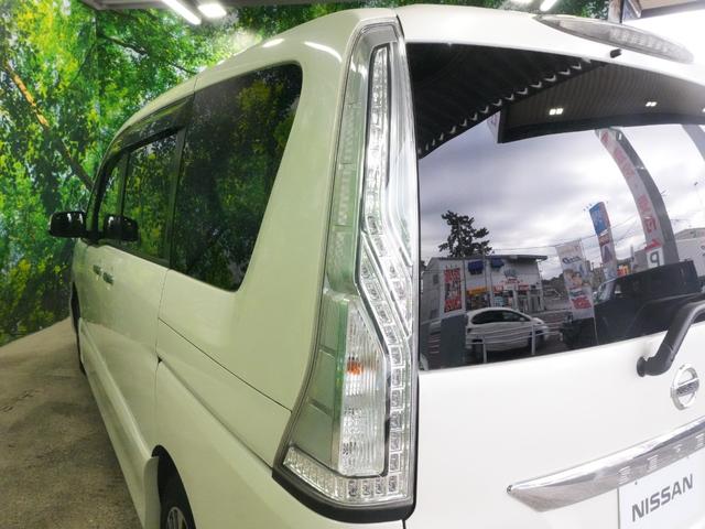 セレナ ハイウェイスター　Ｖセレクション＋セーフティ　ＳＨＶ　エマージェンシーブレーキ　両側パワースライドドア　クルーズコントロール　純正ＳＤナビ　フルセグＴＶ　バックカメラ　純正１６インチ　ＬＥＤ　ソナーセンサー　ＬＫＡ　インテリジェントキー　ＥＴＣ（57枚目）