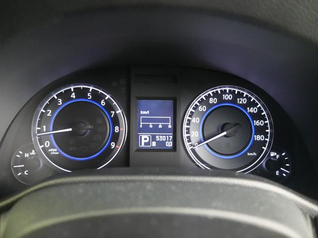 スカイライン ２５０ＧＴ　タイプＳ　純正ＨＤＤナビ　フルセグＴＶ　サイドカメラ　バックカメラ　ハーフレザーシート　ビルトインＥＴＣ　ＨＩＤライト　純正１８ＡＷ　パワーシート　ウインカーミラー　インテリジェントキー　プッシュスタート（13枚目）