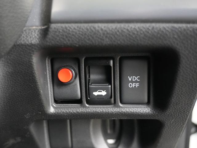 スカイライン ２５０ＧＴ　タイプＳ　純正ＨＤＤナビ　フルセグＴＶ　サイドカメラ　バックカメラ　ハーフレザーシート　ビルトインＥＴＣ　ＨＩＤライト　純正１８ＡＷ　パワーシート　ウインカーミラー　インテリジェントキー　プッシュスタート（16枚目）