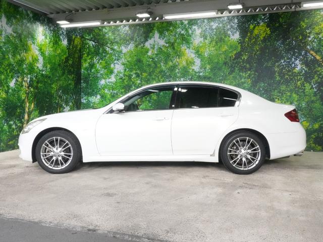 スカイライン ２５０ＧＴ　タイプＳ　純正ＨＤＤナビ　フルセグＴＶ　サイドカメラ　バックカメラ　ハーフレザーシート　ビルトインＥＴＣ　ＨＩＤライト　純正１８ＡＷ　パワーシート　ウインカーミラー　インテリジェントキー　プッシュスタート（26枚目）