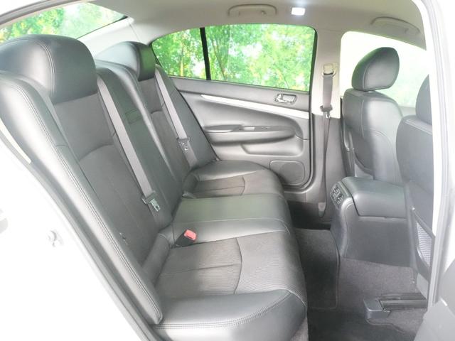 スカイライン ２５０ＧＴ　タイプＳ　純正ＨＤＤナビ　フルセグＴＶ　サイドカメラ　バックカメラ　ハーフレザーシート　ビルトインＥＴＣ　ＨＩＤライト　純正１８ＡＷ　パワーシート　ウインカーミラー　インテリジェントキー　プッシュスタート（40枚目）