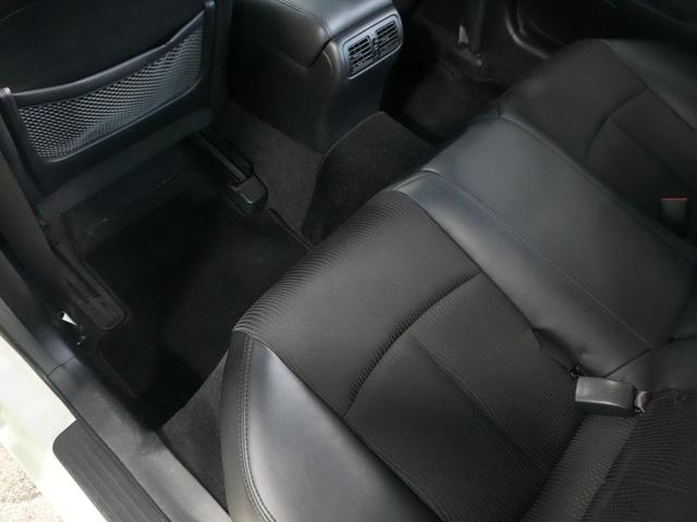 スカイライン ２５０ＧＴ　タイプＳ　純正ＨＤＤナビ　フルセグＴＶ　サイドカメラ　バックカメラ　ハーフレザーシート　ビルトインＥＴＣ　ＨＩＤライト　純正１８ＡＷ　パワーシート　ウインカーミラー　インテリジェントキー　プッシュスタート（46枚目）