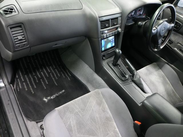 スカイライン ＧＴスペシャルエディション　社外ディスプレーオーディオ　バックカメラ　純正１６インチ　キーレスエントリー　電動格納ミラー　オートライト　リアウイング　純正フロアマット　ＷＳＲＳ　ＡＢＳ（33枚目）