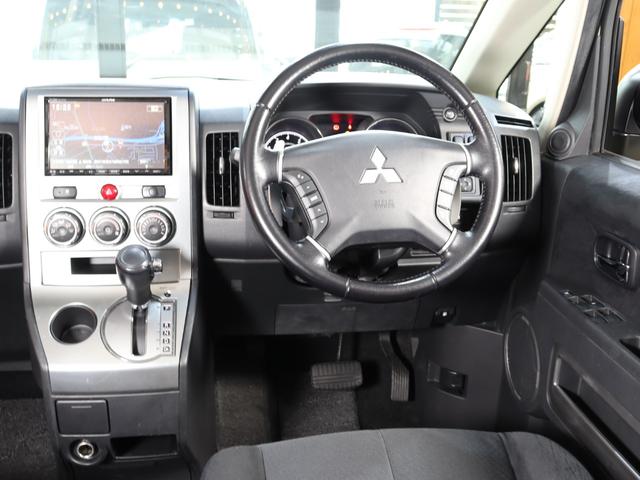 デリカD:5 G パワーパッケージ AMJオリジナル デリカ角目換装 NEWヴィンテージカスタム 全塗装・アルパイン8インチナビ・バックカメラ・フリップダウンモニター・両側パワースライドドア・Bluetooth音楽・フルセグTV・ETC(24枚目)