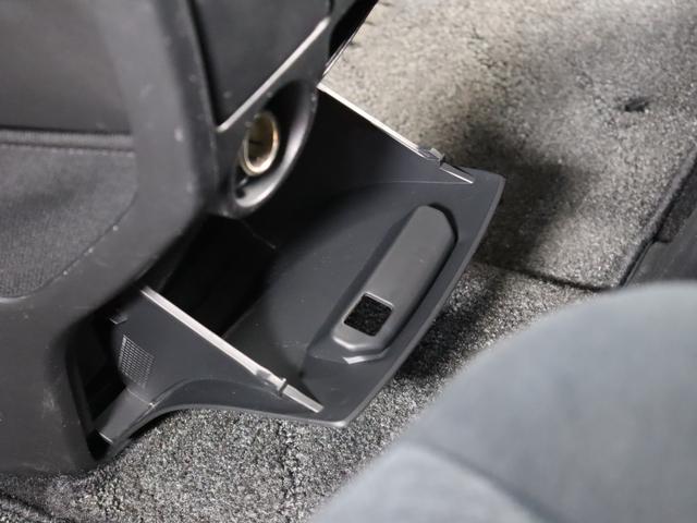 デリカD:5 G パワーパッケージ AMJオリジナル デリカ角目換装 NEWヴィンテージカスタム 全塗装・アルパイン8インチナビ・バックカメラ・フリップダウンモニター・両側パワースライドドア・Bluetooth音楽・フルセグTV・ETC(36枚目)