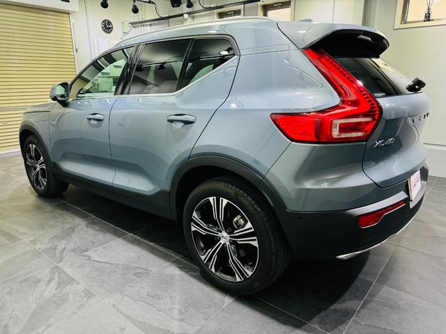 ＸＣ４０ Ｔ４　ＡＷＤ　インスクリプション　ワンオーナー　オキサイドレッド本革シート　前後シートヒーター　ステアリングヒーター　純正ＨＤＤナビ　ハーマンカードン　１２．３インチデジタル液晶ドライバーディスプレイ　３６０度カメラ　屋内保管　禁煙車（30枚目）