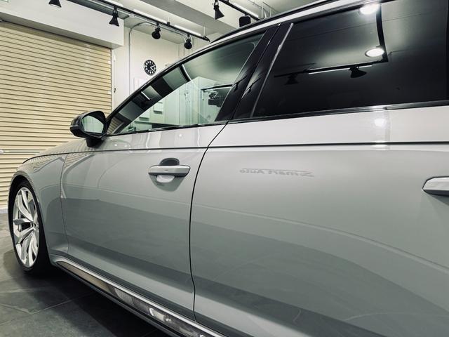 アウディ ＲＳ４アバント