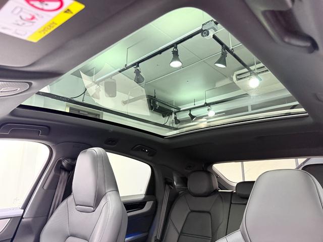 カイエンクーペ ベースグレード　ＯＰ２４０　アダプティブエアサスペンション　新車保証継承付　ＰＳＭＰ加入済　アダプティブスポーツシート／１８ｗａｙ＆シートベンチレーション　スポーツデザインＰＫＧ／ハイグロスブラック　スポーツクロノ（56枚目）