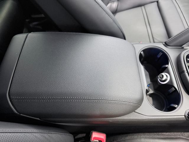 カイエンクーペ ベースグレード　ＯＰ２４０　アダプティブエアサスペンション　新車保証継承付　ＰＳＭＰ加入済　アダプティブスポーツシート／１８ｗａｙ＆シートベンチレーション　スポーツデザインＰＫＧ／ハイグロスブラック　スポーツクロノ（77枚目）