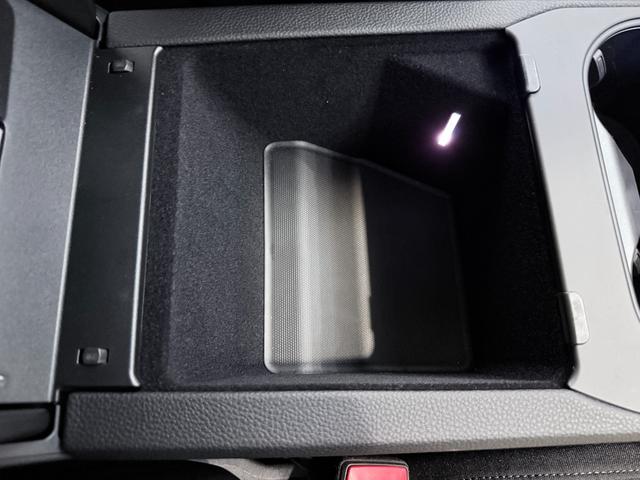 カイエンクーペ ベースグレード　ＯＰ２４０　アダプティブエアサスペンション　新車保証継承付　ＰＳＭＰ加入済　アダプティブスポーツシート／１８ｗａｙ＆シートベンチレーション　スポーツデザインＰＫＧ／ハイグロスブラック　スポーツクロノ（78枚目）