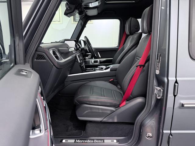 Ｇクラス Ｇ３５０ｄ　ＡＭＧライン　法人ワンオーナー　ＡＭＧライン　ラグジュアリーパッケージ　ガラスサンルーフ　ブラック本革シート（レッドステッチ）　アダプティブダンピングシステム　ブルメスターサラウンドシステム　ディーラー整備車（20枚目）