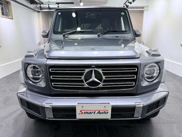 Ｇクラス Ｇ３５０ｄ　ＡＭＧライン　法人ワンオーナー　ＡＭＧライン　ラグジュアリーパッケージ　ガラスサンルーフ　ブラック本革シート（レッドステッチ）　アダプティブダンピングシステム　ブルメスターサラウンドシステム　ディーラー整備車（21枚目）