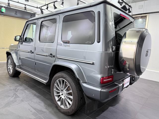 Ｇクラス Ｇ３５０ｄ　ＡＭＧライン　法人ワンオーナー　ＡＭＧライン　ラグジュアリーパッケージ　ガラスサンルーフ　ブラック本革シート（レッドステッチ）　アダプティブダンピングシステム　ブルメスターサラウンドシステム　ディーラー整備車（31枚目）