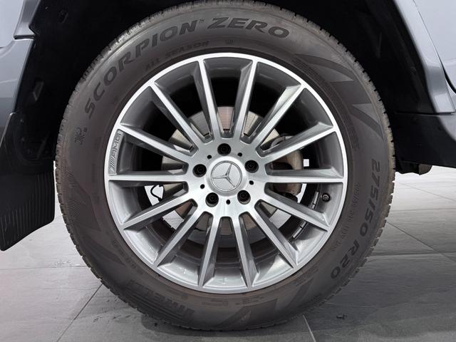Ｇクラス Ｇ３５０ｄ　ＡＭＧライン　法人ワンオーナー　ＡＭＧライン　ラグジュアリーパッケージ　ガラスサンルーフ　ブラック本革シート（レッドステッチ）　アダプティブダンピングシステム　ブルメスターサラウンドシステム　ディーラー整備車（41枚目）