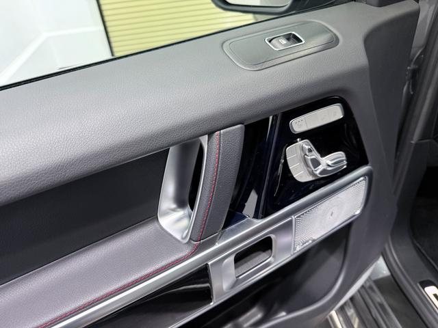 Ｇクラス Ｇ３５０ｄ　ＡＭＧライン　法人ワンオーナー　ＡＭＧライン　ラグジュアリーパッケージ　ガラスサンルーフ　ブラック本革シート（レッドステッチ）　アダプティブダンピングシステム　ブルメスターサラウンドシステム　ディーラー整備車（48枚目）