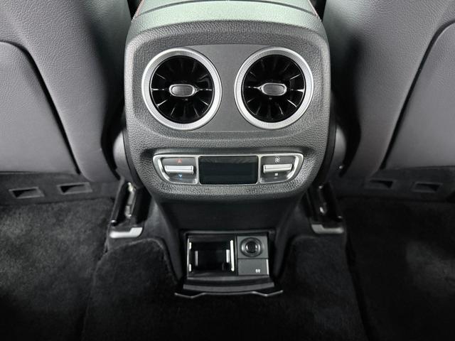 Ｇクラス Ｇ３５０ｄ　ＡＭＧライン　法人ワンオーナー　ＡＭＧライン　ラグジュアリーパッケージ　ガラスサンルーフ　ブラック本革シート（レッドステッチ）　アダプティブダンピングシステム　ブルメスターサラウンドシステム　ディーラー整備車（52枚目）