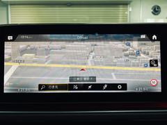 １２．３インチの液晶画面にマルチメディアシステムタッチパッドが備わったＭＢＵＸ（メルセデス・ベンツユーザーエクスペリエンス）は車両の様々な機能をより直感的に操作できるインフォメイトシステムです。 6