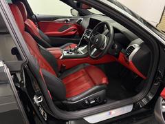 �Х����顼�Υ������ƥ�ɥ쥶�����Υ����ȡʥե����ʥ�åɡ��֥�å��ˤ�쥶���ե��˥å��塦���å���ܡ��ɤ��Ѥ������ʤǥ��ݡ��ƥ����ʥ���ƥꥢ�ϡ����Ѵ���̵���ȤƤ�����������ǥ������Ǥ��� 3