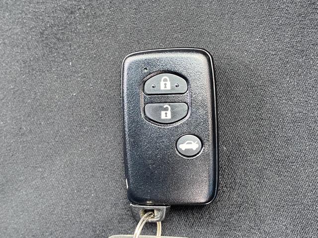 ８６ ＧＴ　モデリスタフルエアロ　ＴＥＩＮ車高調　ＡＣＲＥマフラー　ＷＯＲＫ１９インチアルミ　純ＳＤナビ　フルセグ　Ｂｌｕｅｔｏｏｔｈ　バックカメラ　クルコン　プッシュスタート　ＥＴＣ　タイミングチェーン（18枚目）