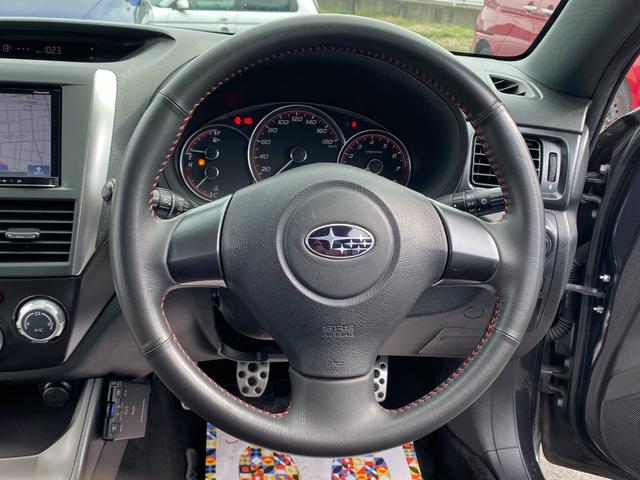 インプレッサ 1.5i-S リミテッド 5速マニュアル車 社外メモリーナビ 地デジ Bluetooth バックカメラ ETC スマートキー プッシュスタート キセノンライト パワーシート アルカンターラハーフコンビシート キセノンライト(8枚目)