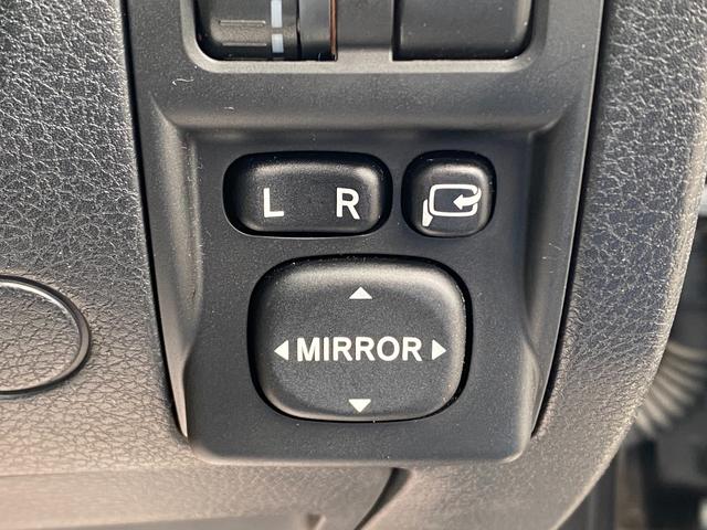 インプレッサ 1.5i-S リミテッド 5速マニュアル車 社外メモリーナビ 地デジ Bluetooth バックカメラ ETC スマートキー プッシュスタート キセノンライト パワーシート アルカンターラハーフコンビシート キセノンライト(11枚目)