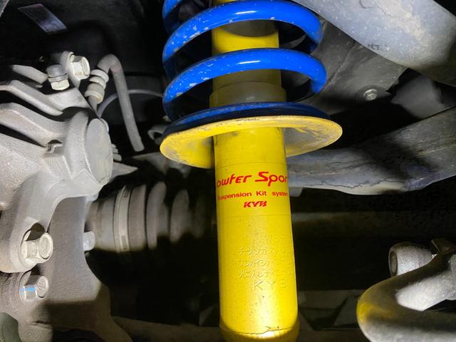 インプレッサＧ４ ２．０ｉ－Ｓアイサイト　４ＷＤ　衝突軽減ブレーキ　車線逸脱警報　レーダークルーズ　ＳＴＩマフラー　ＫＹＢダウンサス　社外アルミ　フルエアロ　メモリーナビ　フルセグ　Ｂｌｕｅｔｏｏｔｈ　バックカメラ　タイミングチェーン車（52枚目）