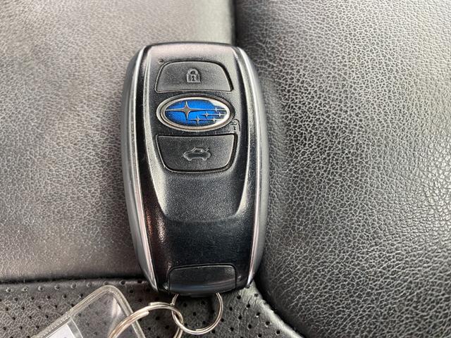 インプレッサＧ４ ２．０ｉ－Ｓアイサイト　ブラックレザーセレクション　ＳＤナビ　フルセグ　ＳＴＩフロントリップ　Ｂｌｕｅｔｏｏｔｈ　バックカメラ　レーダークルーズ　ＥＴＣ　プッシュスタート　タイミングチェーン　ＬＥＤライト　フォグライト（19枚目）