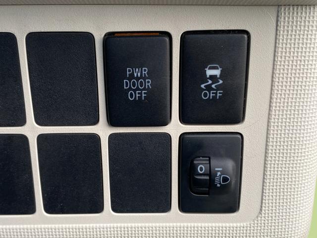 ポルテ X 助手席リフトアップシート車Aタイプ 15000K台 純ナビ 地デジ Bluetooth バックカメラ プッシュスタート スマートキー 自動ドア ドラレコ ステアリングスイッチ ISOFIX(16枚目)