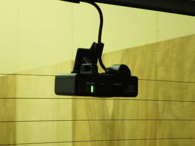 Lホンダセンシング 点検パック ナビ Rカメラ 前後ドラレコ スマートキーシステム キーフリー Iストップ イモビ 横滑防止 Bカメラ CD ソナー フルオートエアコン サイドカーテンエアバック ETC車載器 ABS(16枚目)