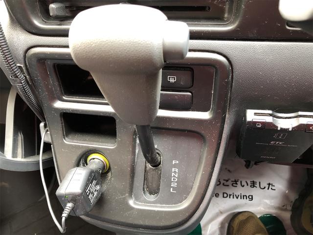 ハイゼットカーゴ 　走行８１５４３キロ　オーディオ　ＥＴＣ　社外カーナビ（ゴリラ）　ライトレベライザー　内装清掃済み　外装磨き施工済み　保証付き（12枚目）