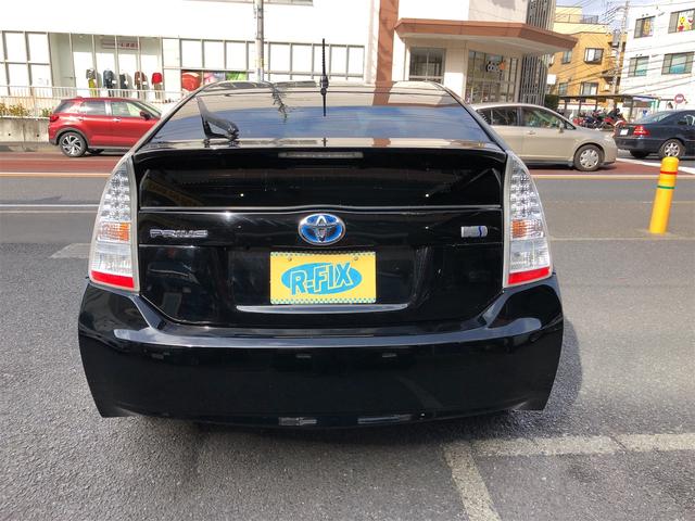 プリウス S 走行63000キロ ステアリングリモコン オーディオ・AV・TV ナビ ETC Bluetooth ライトレベライザー アルミホイール フルフラットシート 内装清掃済み 外装磨き施工済み 保証付き(3枚目)