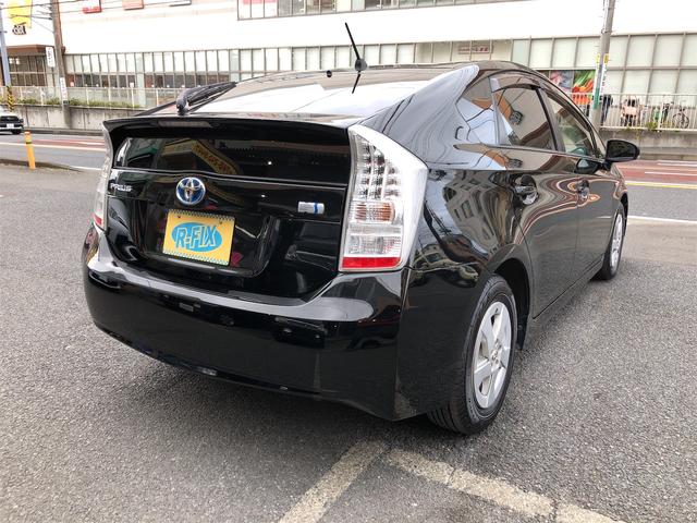 プリウス S 走行63000キロ ステアリングリモコン オーディオ・AV・TV ナビ ETC Bluetooth ライトレベライザー アルミホイール フルフラットシート 内装清掃済み 外装磨き施工済み 保証付き(9枚目)