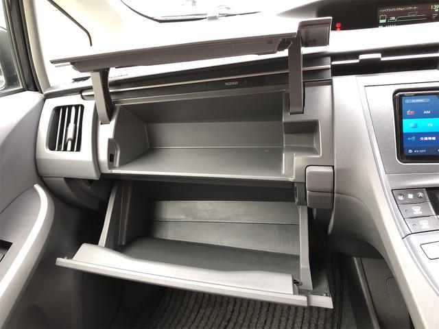 プリウス S 走行63000キロ ステアリングリモコン オーディオ・AV・TV ナビ ETC Bluetooth ライトレベライザー アルミホイール フルフラットシート 内装清掃済み 外装磨き施工済み 保証付き(78枚目)