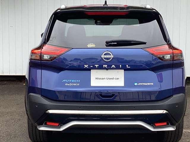 エクストレイル １．５　ＡＵＴＥＣＨ　アドバンスト　パッケージ　ｅ－４ＯＲＣＥ　４ＷＤ　コネクトナビ・ガラスサンルーフ・ＢＯＳＥ（8枚目）