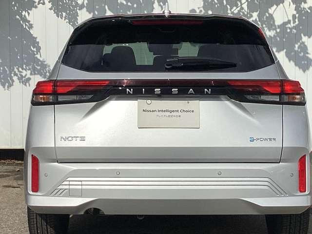 ノート 1.2 X 当社試乗車アップ・日産コネクトナビ リアカメラ 衝突被害軽減ブレ-キ 全方位カメラ ETC付 禁煙車 LEDヘッドライト レーンアシスト インテリジェントキー ワンオーナー 整備記録簿 ワンセグTV TVナビ サイドカーテンエアバック(6枚目)