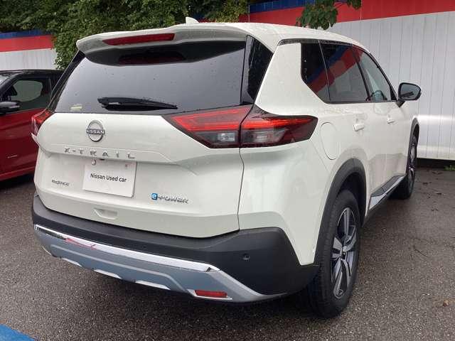 エクストレイル 1.5 G e-4ORCE 4WD 当社試乗車アップ・ナッパレザーシート 本革S 試乗車 1オーナー パークアシスト 禁煙 LEDヘッドランプ ナビTV スマートキー レーダークルーズ LKA キーフリー ETC 4WD アルミホイール メモリーナビ 記録簿 バックカメラ(5枚目)