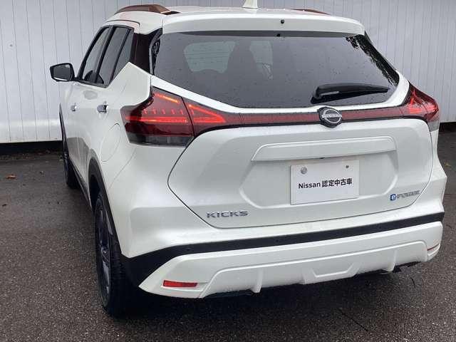 キックス 1.2 X 90周年記念車 (e-POWER) 当社試乗車アップ・純正9インチメモリナビ アラウンドモニター 衝突被害軽減ブレ-キ LED メモリ-ナビ 車線逸脱警報 バックモニター 禁煙車 展示・試乗車UP(6枚目)