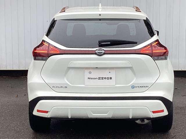 キックス 1.2 X 90周年記念車 (e-POWER) 当社試乗車アップ・純正9インチメモリナビ アラウンドモニター 衝突被害軽減ブレ-キ LED メモリ-ナビ 車線逸脱警報 バックモニター 禁煙車 展示・試乗車UP(7枚目)
