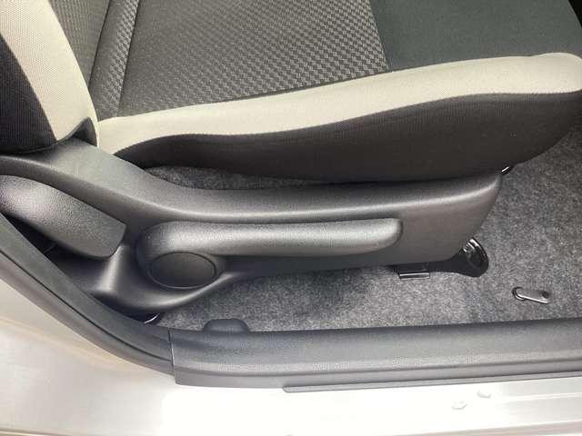 ノート 1.2 X DIG-S エマージェンシブレーキ アイドリングストップ機能 左右エアバック イモビ AAC スマキー バックカメラ付き サイドカメラ レーンアシスト 整備記録簿 パワーウィンドウ ドライブレコーダー ABS(19枚目)