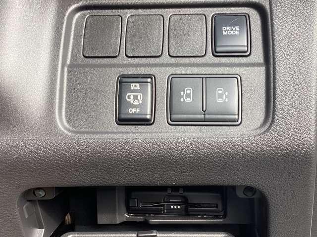 セレナ １．２　ｅ－ＰＯＷＥＲ　ハイウェイスター　Ｖ　純正メモリーナビ・アラウンドビュモニター　３６０°カメラ　エマジェンシーブレーキ　１オナ　スマキー　バックカメラ　ＬＥＤ　レーンアシスト　点検記録簿付　ＥＴＣ　サイドカーテンエアバック　フルオートエアコン　アルミホイール　エアバック　ナビＴＶ（15枚目）