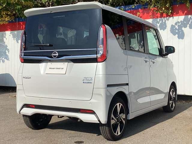 ルークス 660 ハイウェイスターGターボ プロパイロット エディション 4WD 当社試乗車アップ・純正9インチメモリナビ 追従クルコン 1オーナー LED 禁煙 インテリキー レーンアシスト アイドリングストップ 整備記録簿 エアコン カーテンエアバッグ 4WD アルミ ABS サイドカメラ パワーステアリング 寒冷地仕(7枚目)