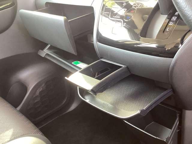 ルークス 660 ハイウェイスターGターボ プロパイロット エディション 4WD 当社試乗車アップ・純正9インチメモリナビ 追従クルコン 1オーナー LED 禁煙 インテリキー レーンアシスト アイドリングストップ 整備記録簿 エアコン カーテンエアバッグ 4WD アルミ ABS サイドカメラ パワーステアリング 寒冷地仕(20枚目)