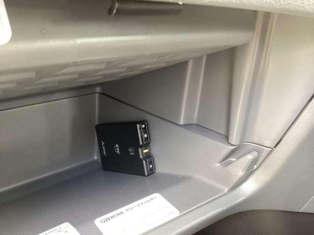 ＮＶ２００バネットバン １．６　ＶＸ　社外メモリーナビ・バックカメラ・ＥＴＣ　エアバック　バックカメラ　パワーウィンドウ　助手席エアバック　キーレス　ＰＳ　ＥＴＣ　メモリーナビ　ナビ　ＡＣ　ＡＢＳ　記録簿付（14枚目）