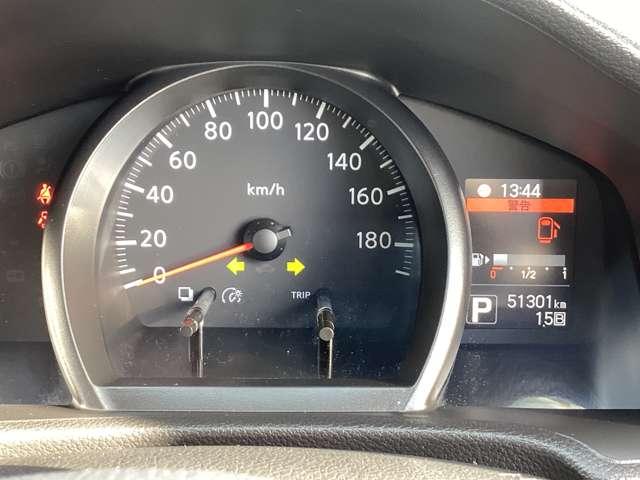 ＮＶ２００バネットバン １．６　ＤＸ　衝突被害軽減ブレーキ・前席パワーウインド　インテリジェントエマージェンシーブレーキ　車線逸脱　点検記録簿　パワーステアリング　エアバック　マニュアルエアコン　ＡＢＳ　キーフリー　フロントパワーウインドウ　ＷエアＢ（8枚目）