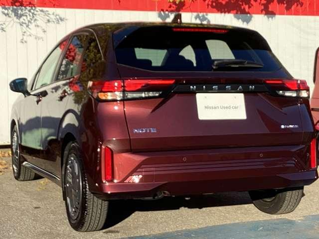 ノート 1.2 X 純正9インチメモリナビ・バックカメラ リアカメラ 衝突被害軽減ブレ-キ ETC付 LEDヘッドライト レーンアシスト インテリジェントキー ワンオーナー 整備記録簿 盗難防止システム ワンセグTV TVナビ サイドカーテンエアバック(6枚目)