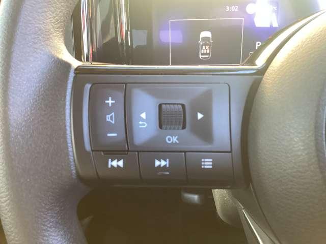 ノート 1.2 X 純正9インチメモリナビ・バックカメラ リアカメラ 衝突被害軽減ブレ-キ ETC付 LEDヘッドライト レーンアシスト インテリジェントキー ワンオーナー 整備記録簿 盗難防止システム ワンセグTV TVナビ サイドカーテンエアバック(9枚目)