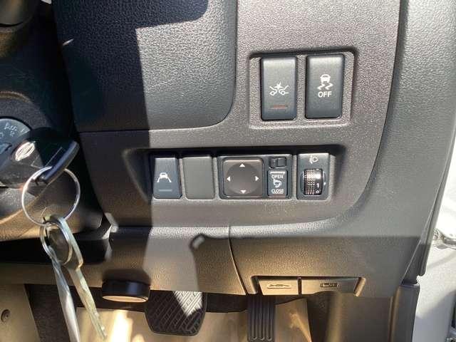 マーチ １．２　Ｓ　純正メモリーナビ・バックカメラ・ＥＴＣ　１セグＴＶ　メンテナンスノート　衝突軽減ブレーキ　レーンキープアシスト　運転席助手席エアバック　キーレス　バックモニター　ＥＴＣ　ドラレコ　ナビＴＶ　パワーウインド　メモリーナビゲーション　ＰＳ（17枚目）