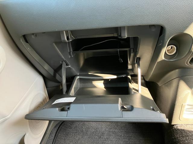 キューブ 15X Vセレクション 純正ナビ フルセグTV Bluetooth バックカメラ スマートキー プッシュスタート ビルトインETC ドラレコ フォグライト 電格ミラー 社外アルミ アイドリングストップ(33枚目)