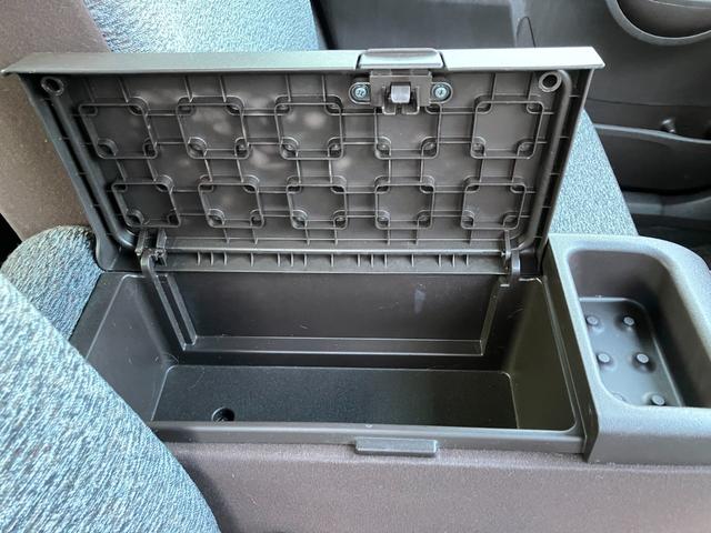 パッソ Ｘ　クツロギ　純正ナビ　ＴＶ　ＣＤ　バックカメラ　ドラレコ　電格ミラー　Ｒ８年９月迄車検付（36枚目）