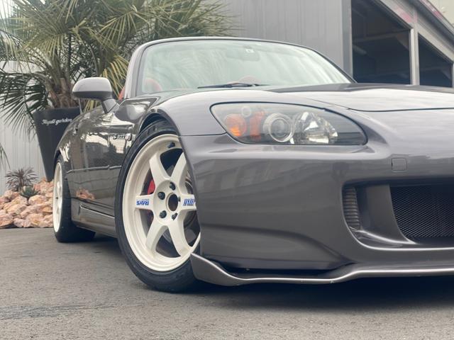 Ｓ２０００ ベースグレード　ユーザー買取車／ＡＰ１最終型／ＡＲＶＯＵ製車高調／　Ｊ‘Ｓ　ＲＡＣＩＮＧ製キャンバージョイント／ＲＡＹＳ製１７インチＡＷ／ＡＭＵＳＥ製Ｒ１ＴＩＴＡＮマフラー　／Ｊ‘Ｓ　ＲＡＣＩＮＧ製触媒／車検整備付き（39枚目）